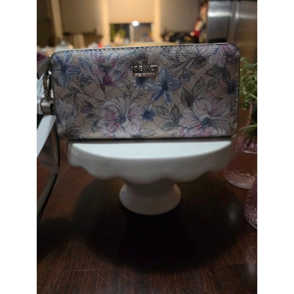 Nine West Floral Zip-Around Wristlet Wallet